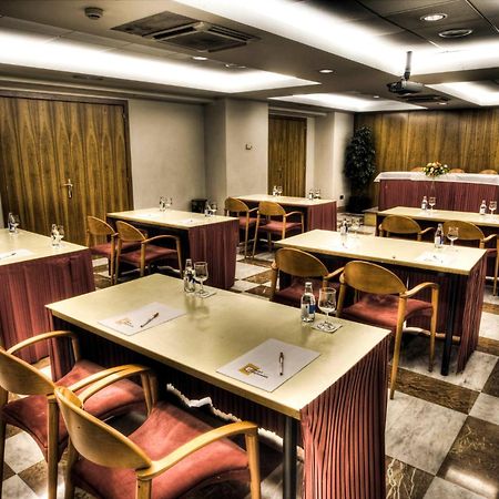 泽尼特外交酒店 安道尔城 外观 照片